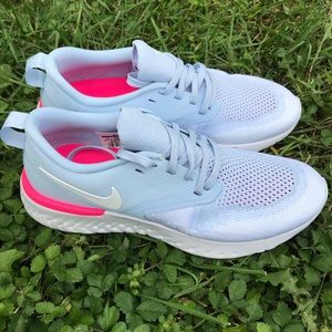 Nike Odyssey React 2 Flyknit